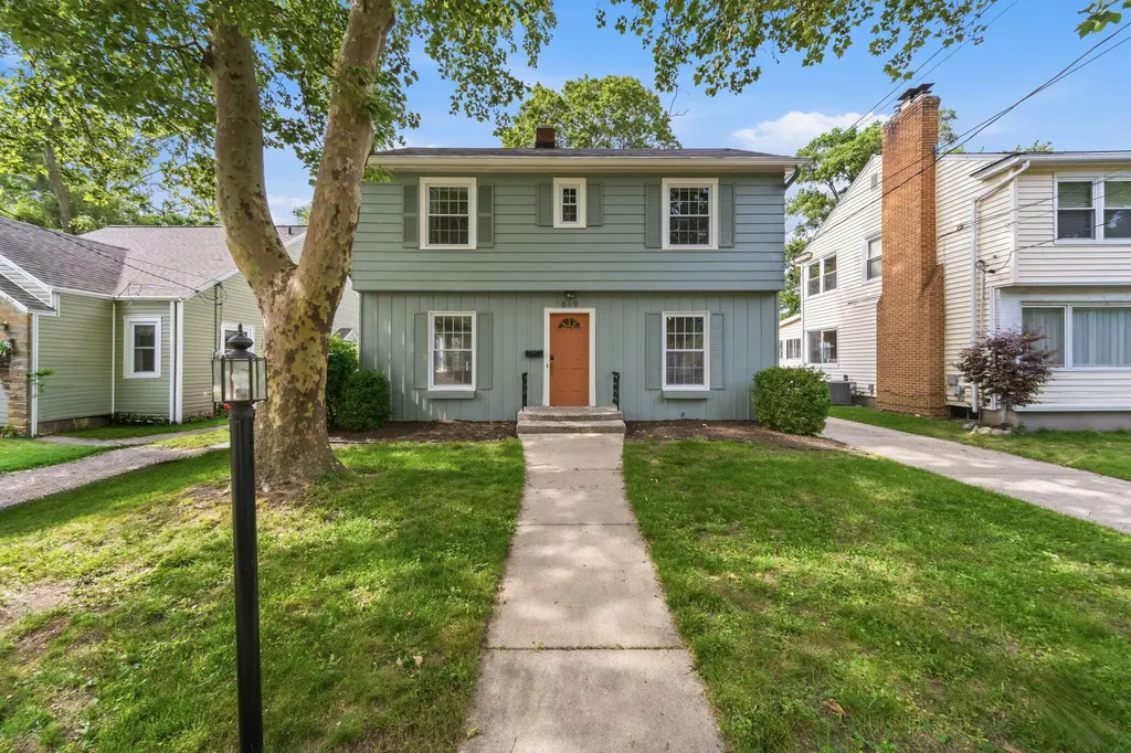 619 Ottillia Street SE Grand Rapids City MI 49507