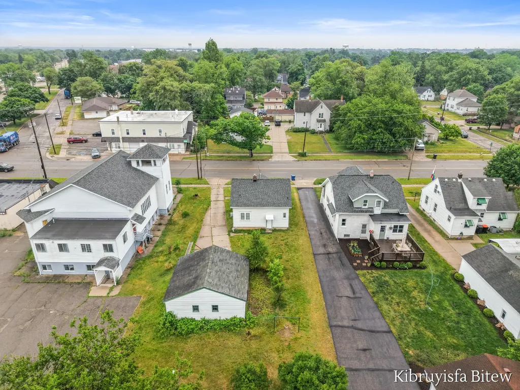 2453 Byron Center Avenue SW Wyoming City MI 49519