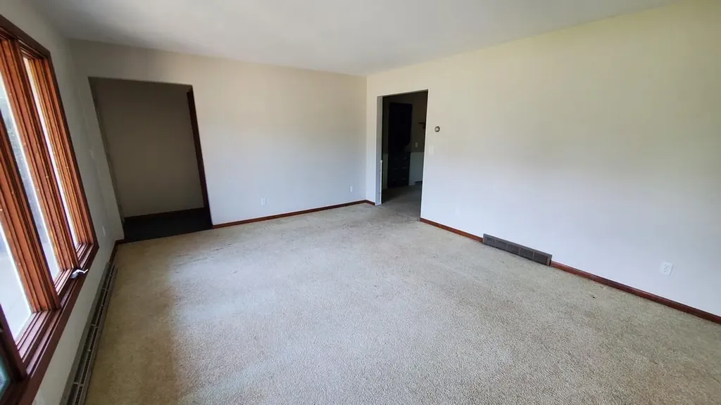 14261 Essenburg Drive Holland Charter Township MI 49424