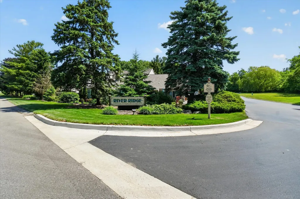 11353 River Ridge Drive Allendale Charter Township MI 49401