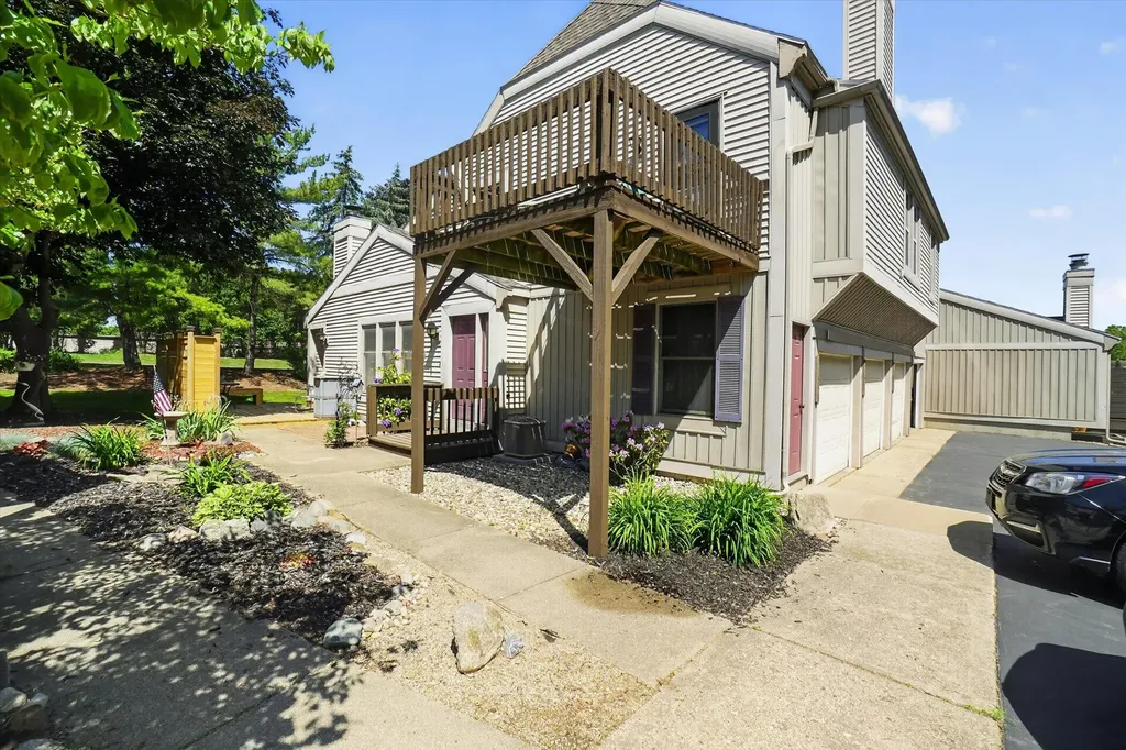 11353 River Ridge Drive Allendale Charter Township MI 49401