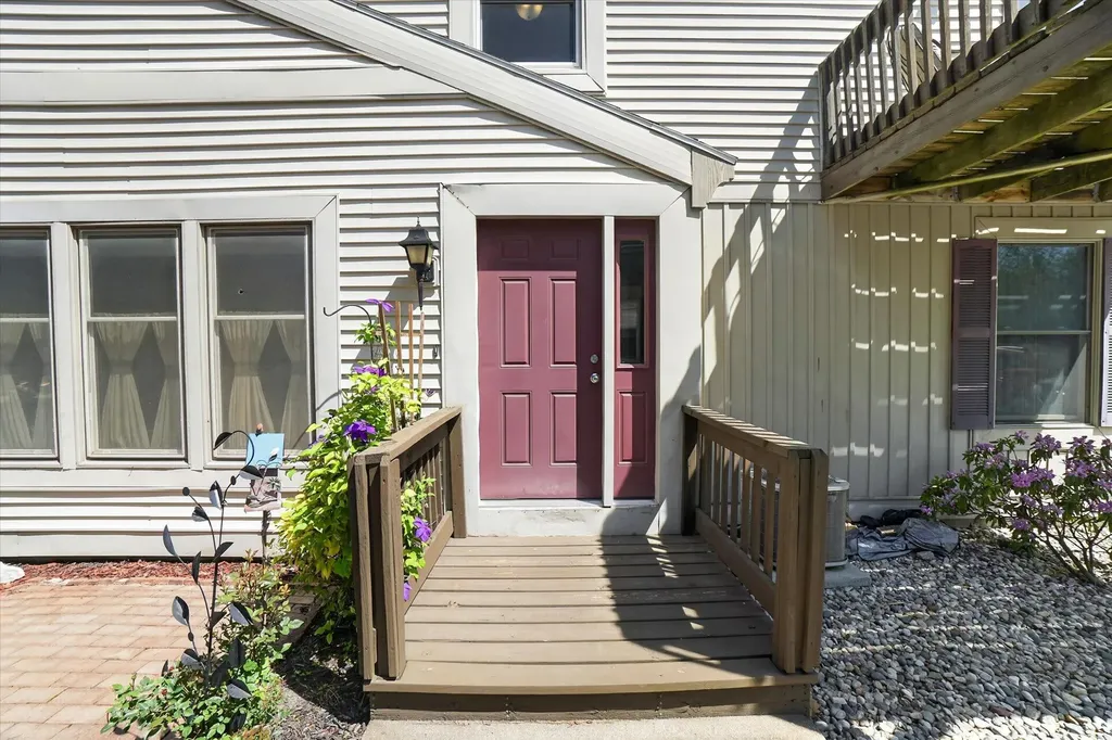 11353 River Ridge Drive Allendale Charter Township MI 49401