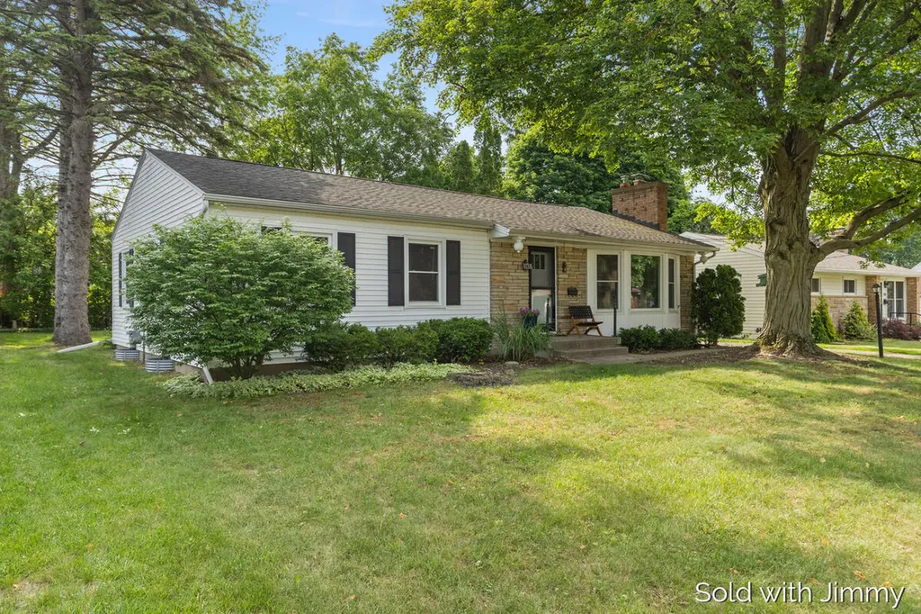 1744 Woodward Avenue SE Grand Rapids City MI 49506