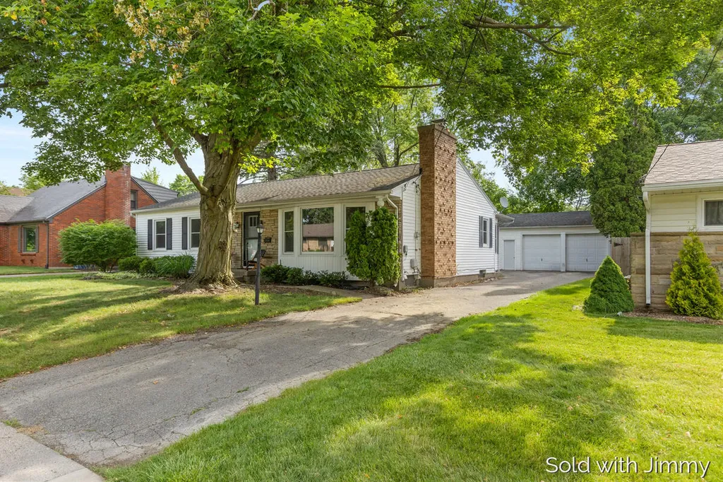 1744 Woodward Avenue SE Grand Rapids City MI 49506