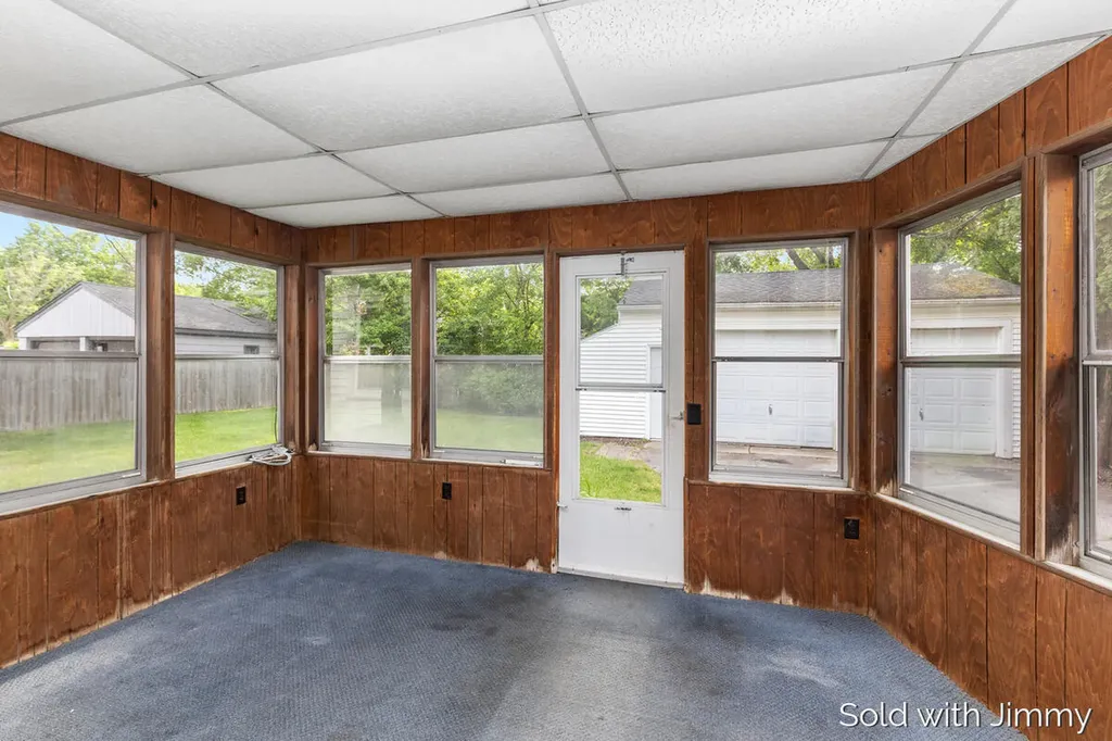 1744 Woodward Avenue SE Grand Rapids City MI 49506