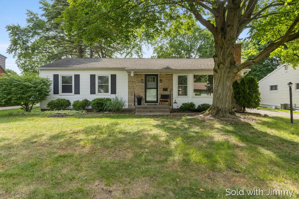 1744 Woodward Avenue SE Grand Rapids City MI 49506