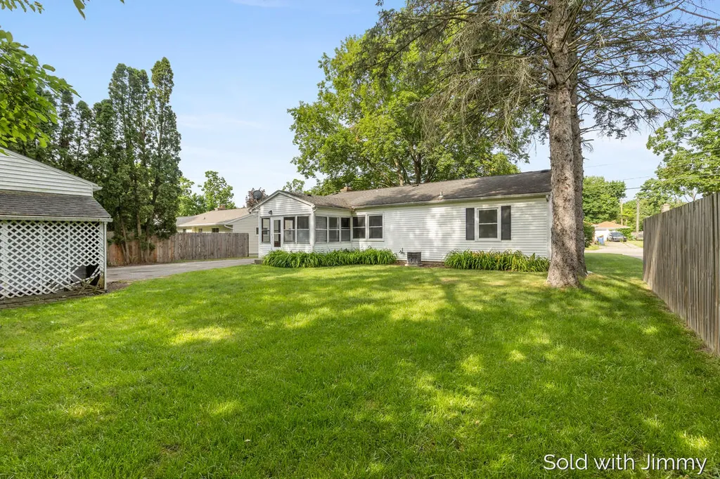 1744 Woodward Avenue SE Grand Rapids City MI 49506