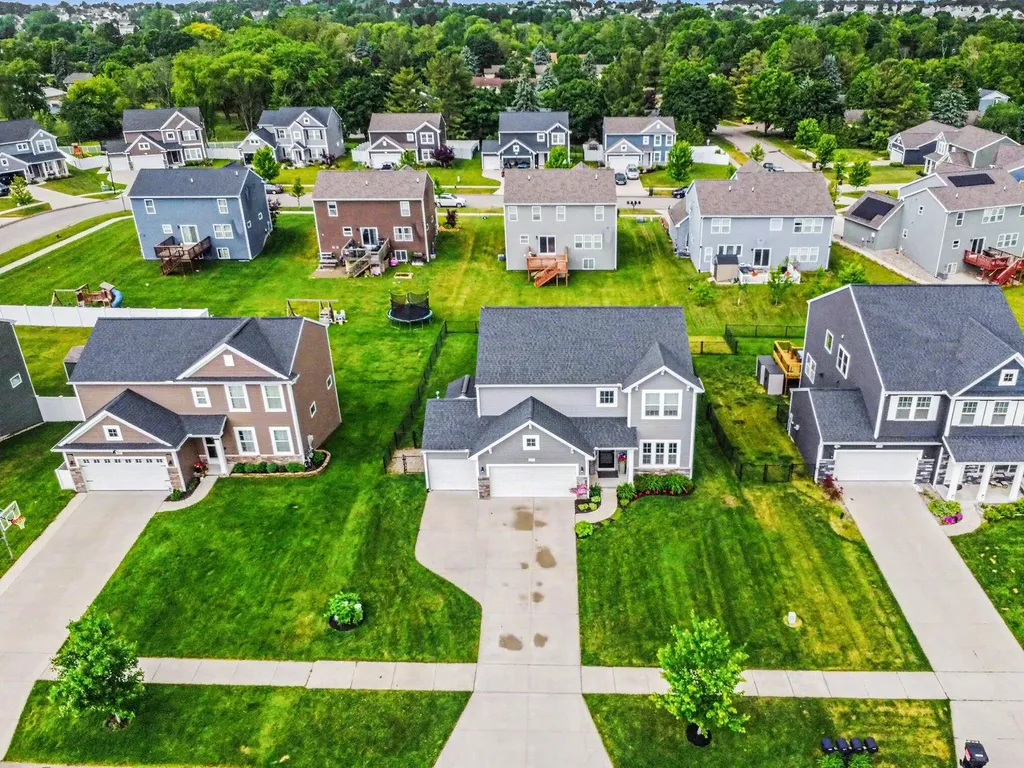 6677 Dutton Trail Drive SE Gaines Charter Township MI 49316
