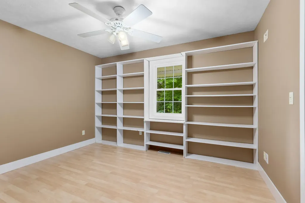 12088 Jenks Street NE Grattan Township MI 48809