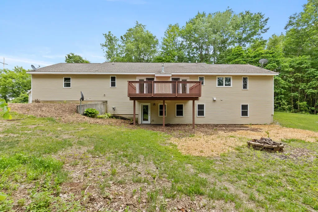 12088 Jenks Street NE Grattan Township MI 48809