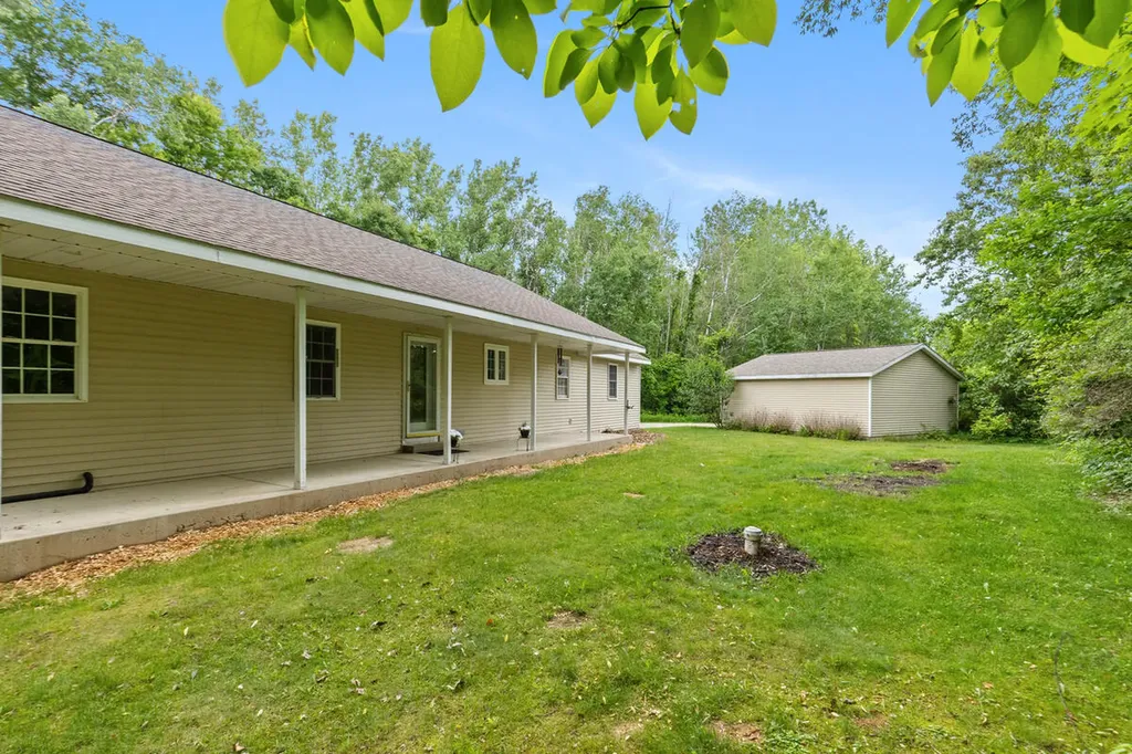 12088 Jenks Street NE Grattan Township MI 48809