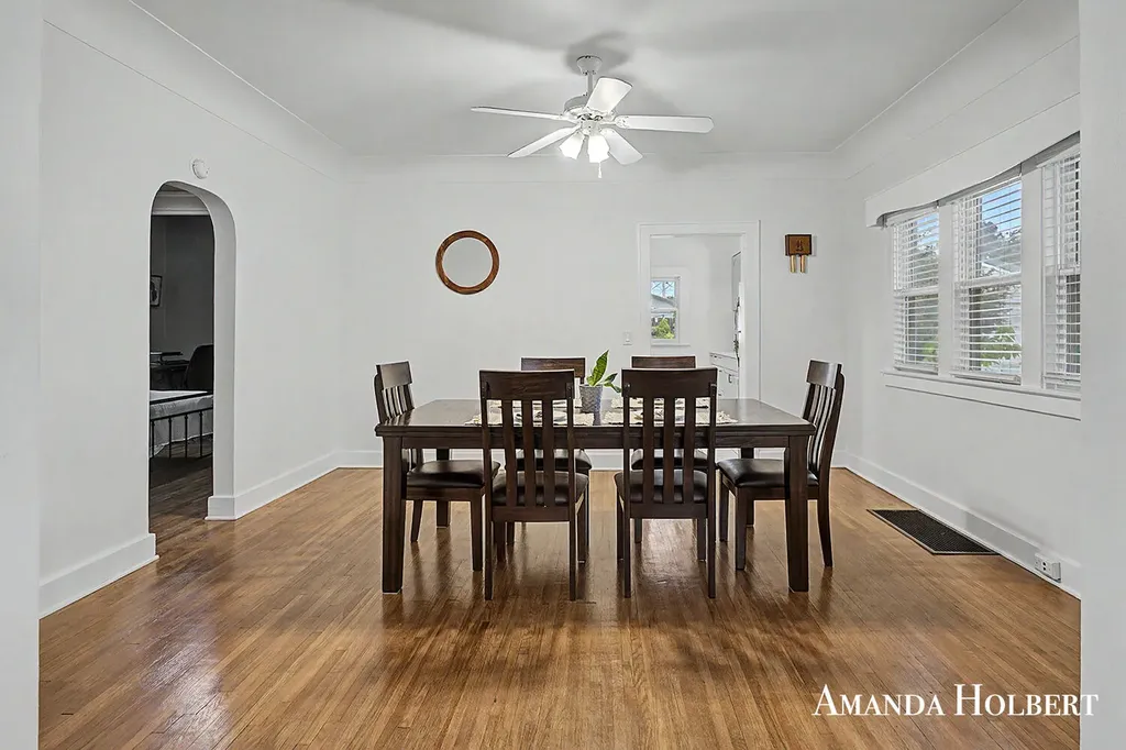 1946 Wyoming Avenue SW Wyoming City MI 49519