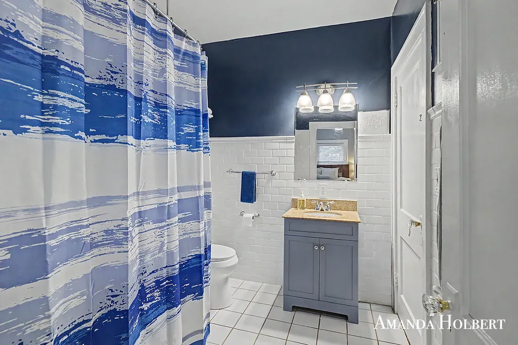 1946 Wyoming Avenue SW Wyoming City MI 49519