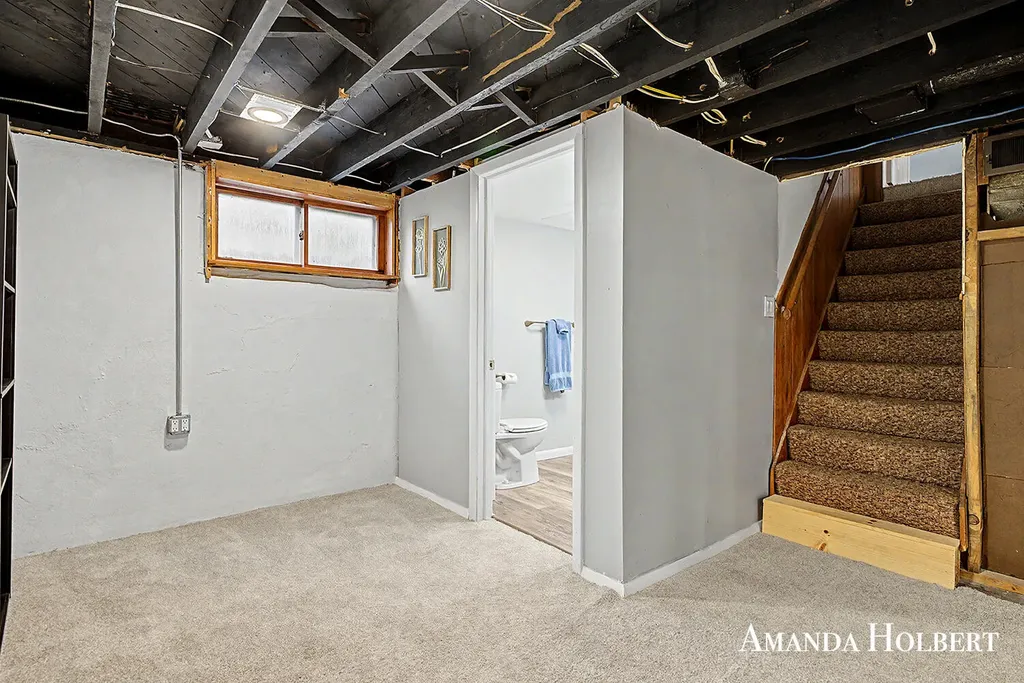 1946 Wyoming Avenue SW Wyoming City MI 49519