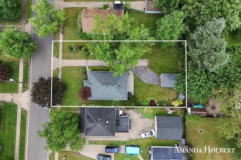1946 Wyoming Avenue SW Wyoming City MI 49519