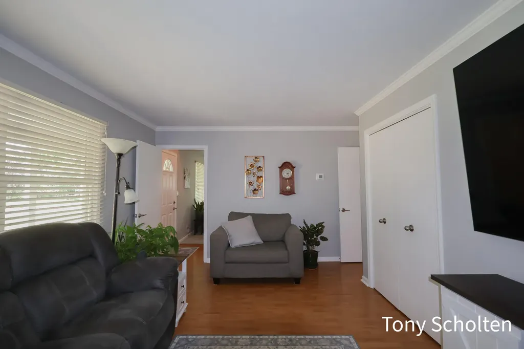 7537 Woodside Drive Georgetown Charter Township MI 49426