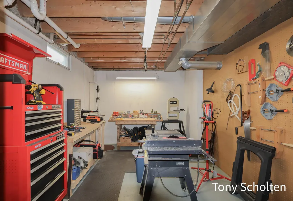 7537 Woodside Drive Georgetown Charter Township MI 49426