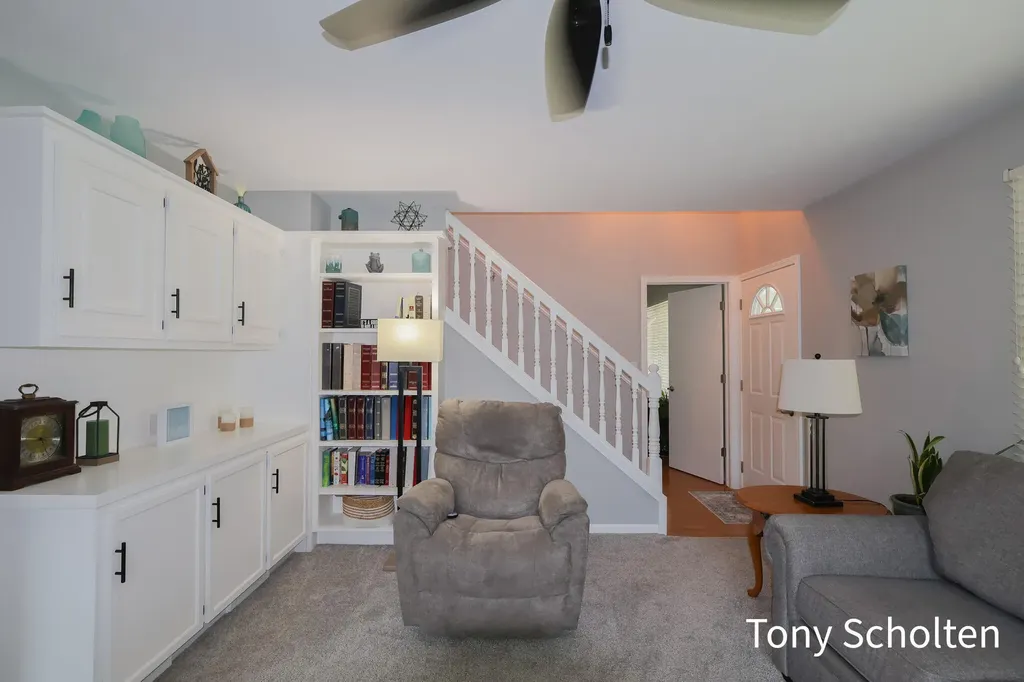 7537 Woodside Drive Georgetown Charter Township MI 49426