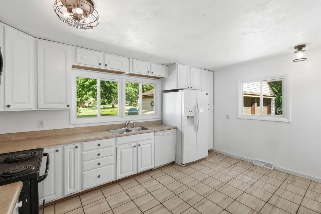 310 N John Street Decatur Township MI 49045