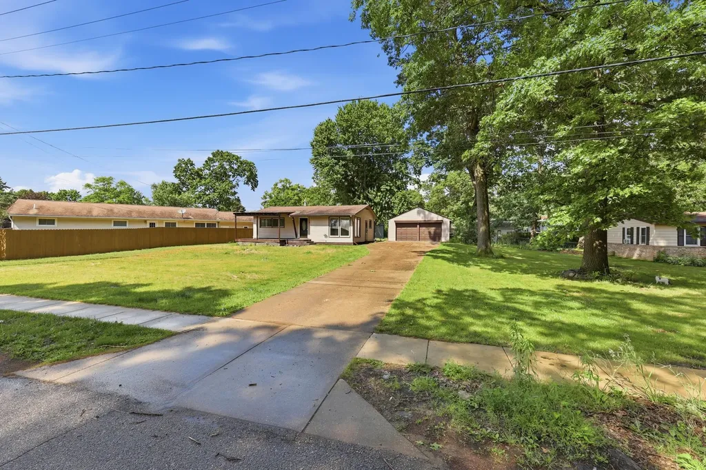 310 N John Street Decatur Township MI 49045