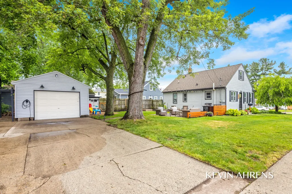 3610 Crystal Street SW Grandville City MI 49418