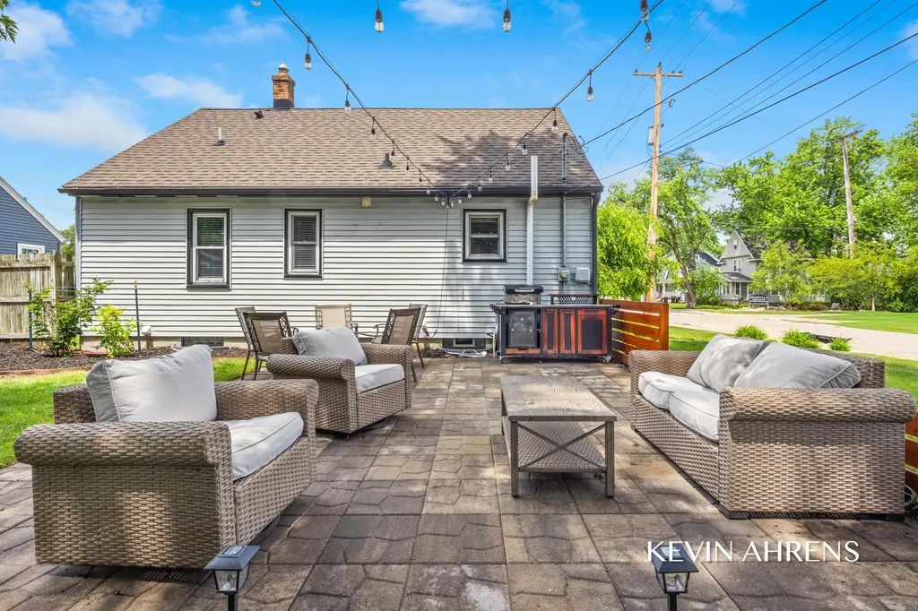3610 Crystal Street SW Grandville City MI 49418