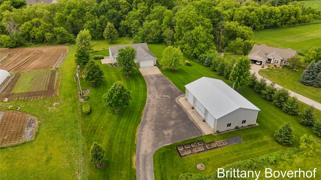 9875 Kateri Way Drive SE Gaines Charter Township MI 49316