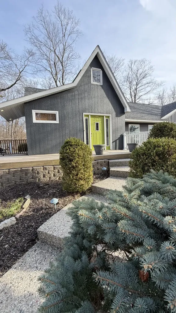 1372 Cramton Avenue NE Ada Township MI 49301