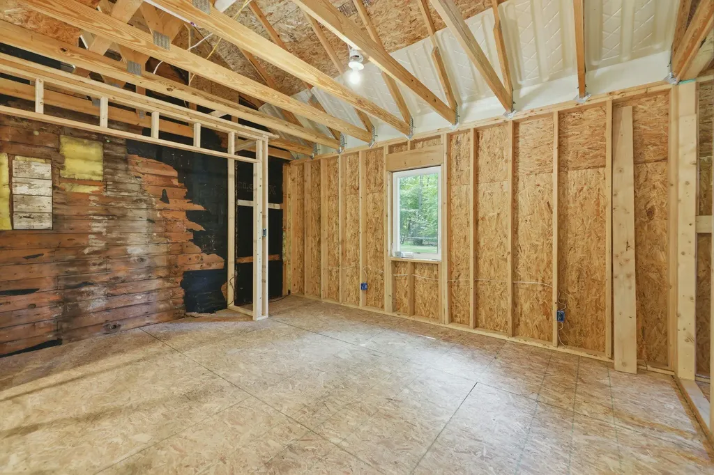 1372 Cramton Avenue NE Ada Township MI 49301