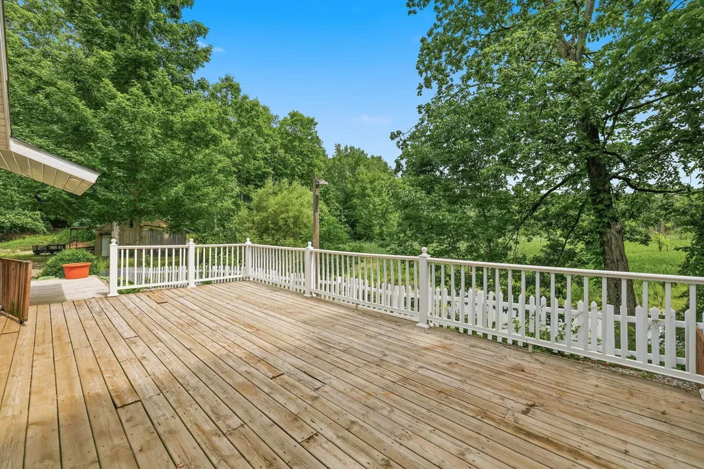 1372 Cramton Avenue NE Ada Township MI 49301