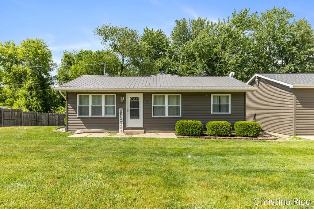 5810 W Sidney Road Sidney Township MI 48885