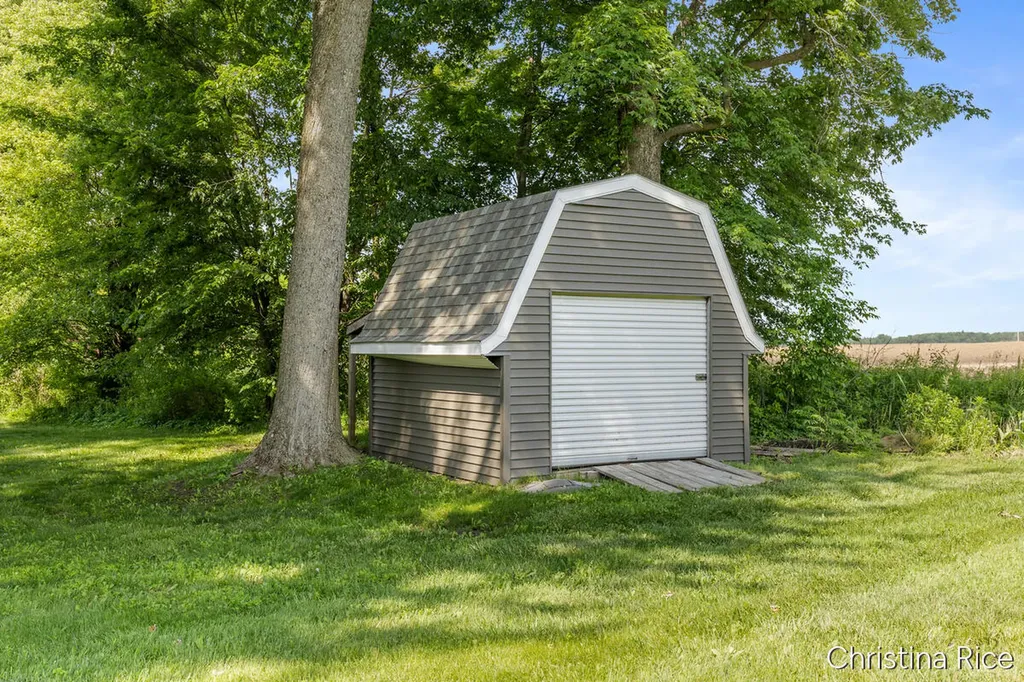 5810 W Sidney Road Sidney Township MI 48885