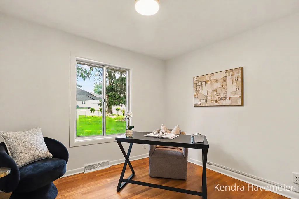 505 Fairfield Avenue NW Grand Rapids City MI 49504