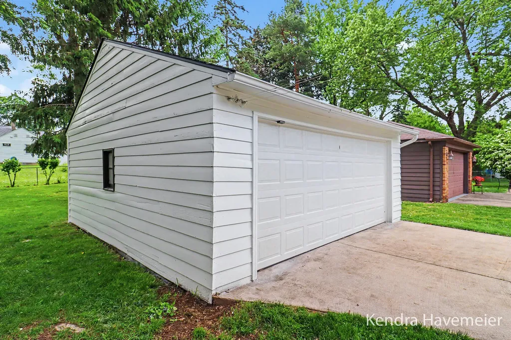 505 Fairfield Avenue NW Grand Rapids City MI 49504