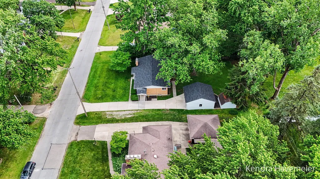 505 Fairfield Avenue NW Grand Rapids City MI 49504