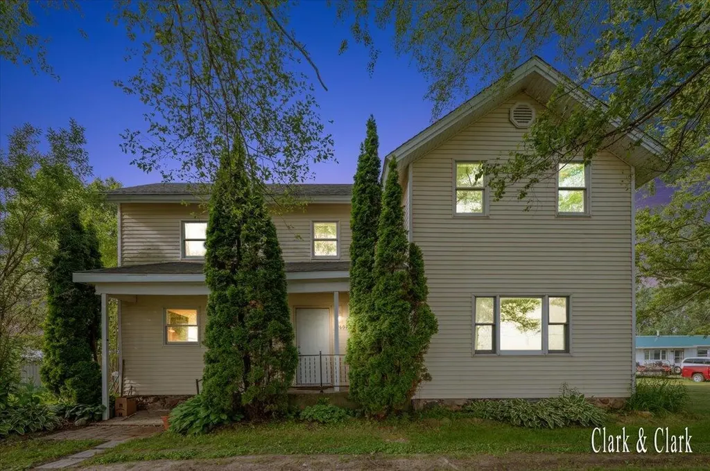 9604 E Brown Road Woodland Township MI 48849