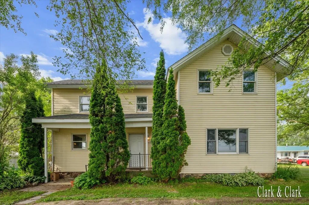 9604 E Brown Road Woodland Township MI 48849