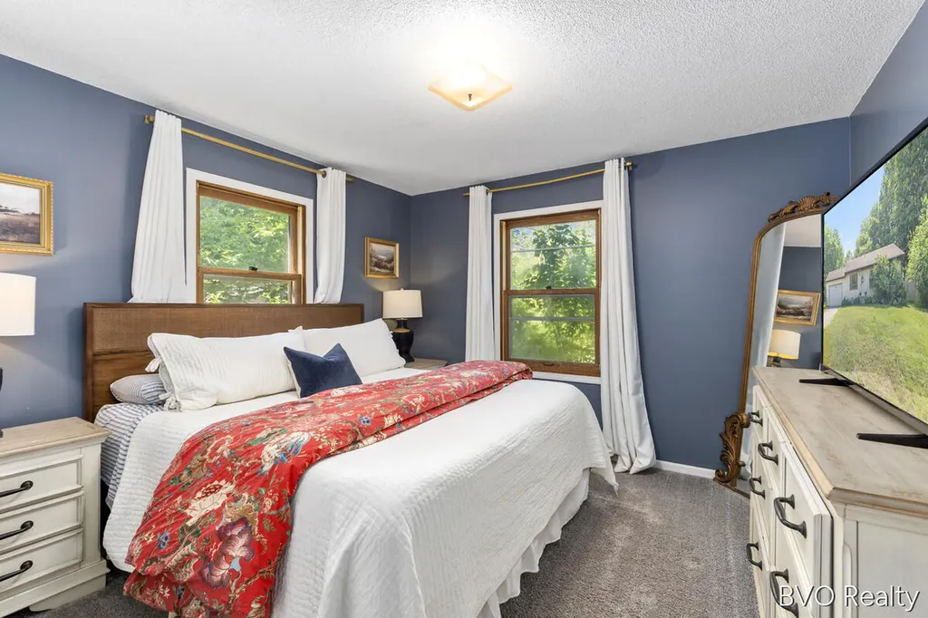 5820 Belmont Avenue NE Plainfield Charter Township MI 49306