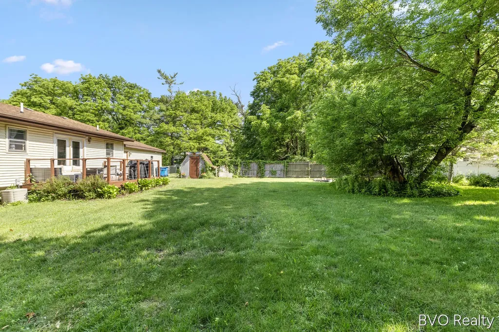 5820 Belmont Avenue NE Plainfield Charter Township MI 49306