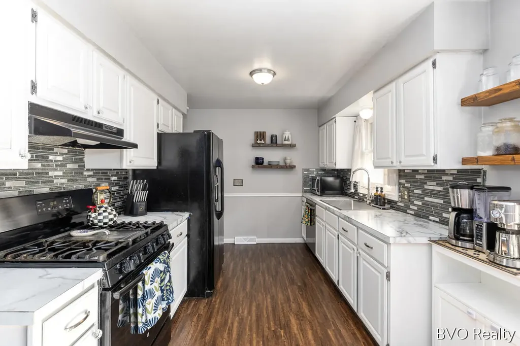 5820 Belmont Avenue NE Plainfield Charter Township MI 49306