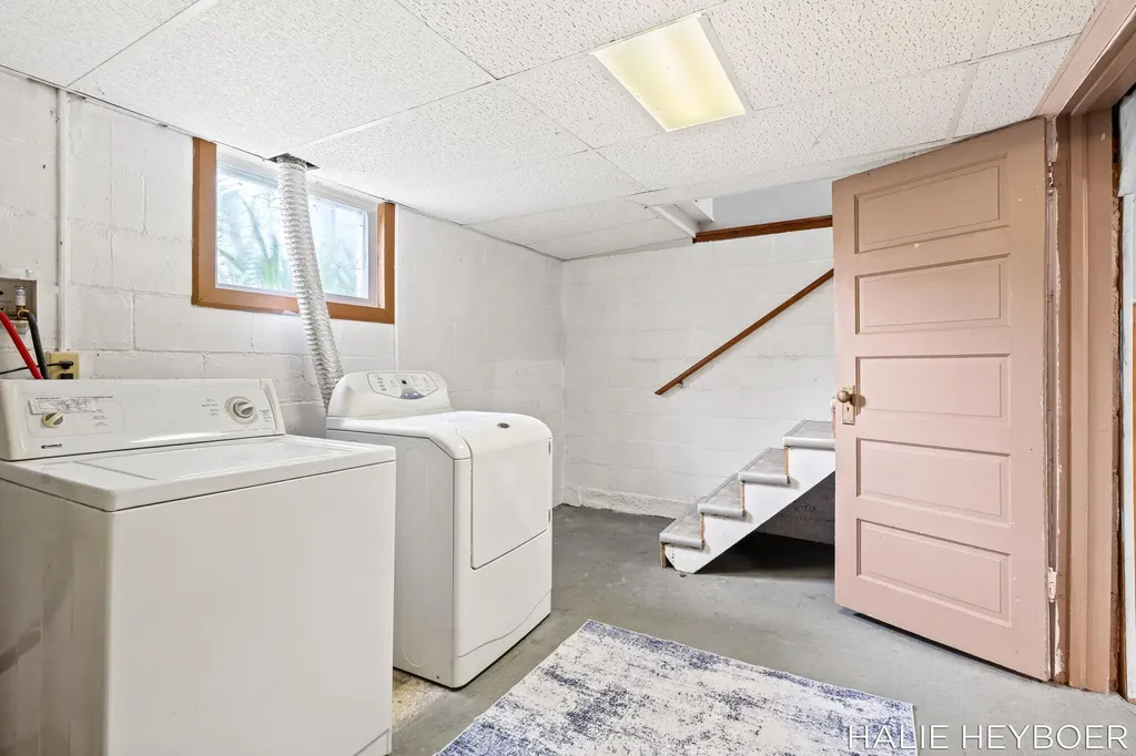 9168 Adams Street Zeeland Charter Township MI 49464