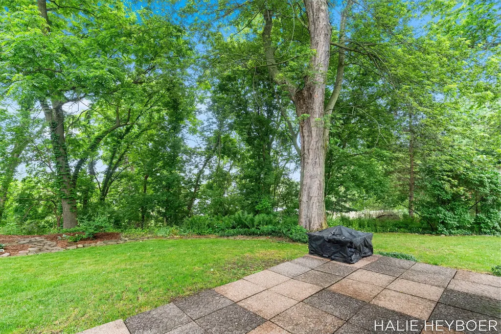 9168 Adams Street Zeeland Charter Township MI 49464
