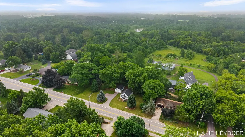 9168 Adams Street Zeeland Charter Township MI 49464