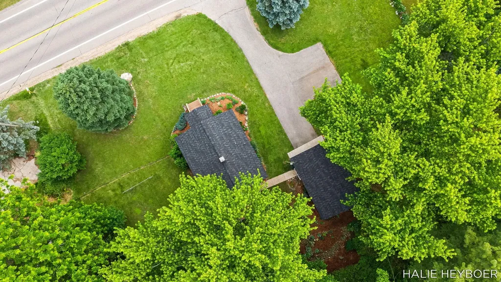 9168 Adams Street Zeeland Charter Township MI 49464