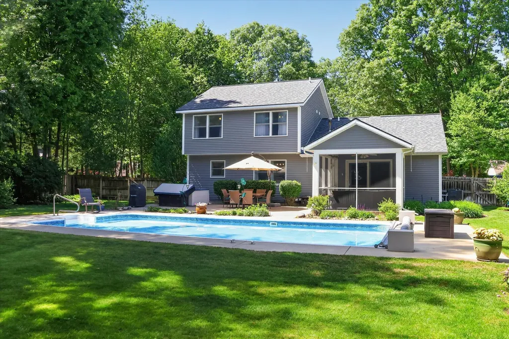 14846 Birdsong Lane Grand Haven Charter Township MI 49417