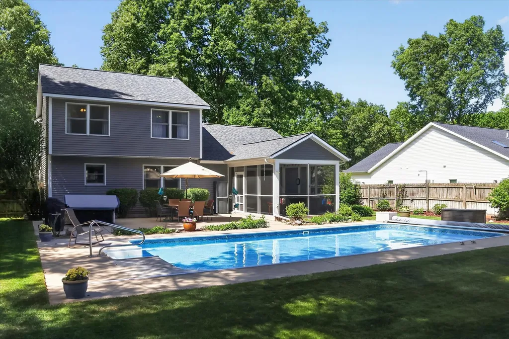 14846 Birdsong Lane Grand Haven Charter Township MI 49417