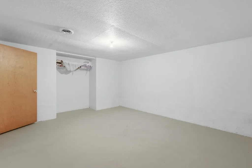1821 32nd Street SE Grand Rapids City MI 49508