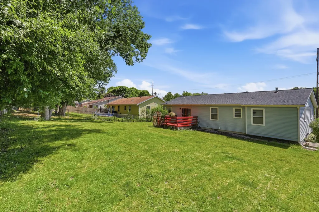 1821 32nd Street SE Grand Rapids City MI 49508