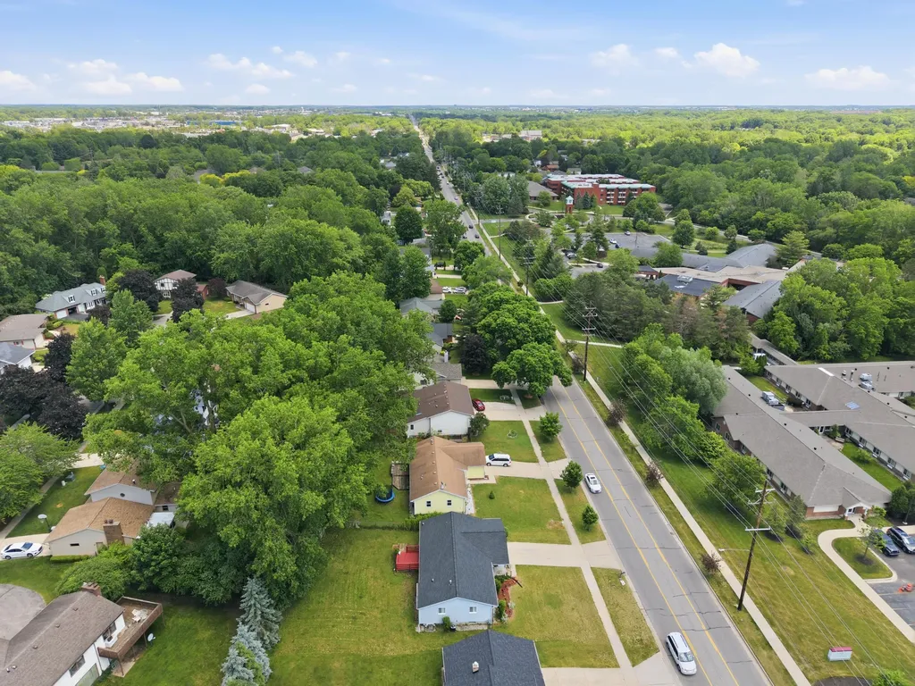 1821 32nd Street SE Grand Rapids City MI 49508