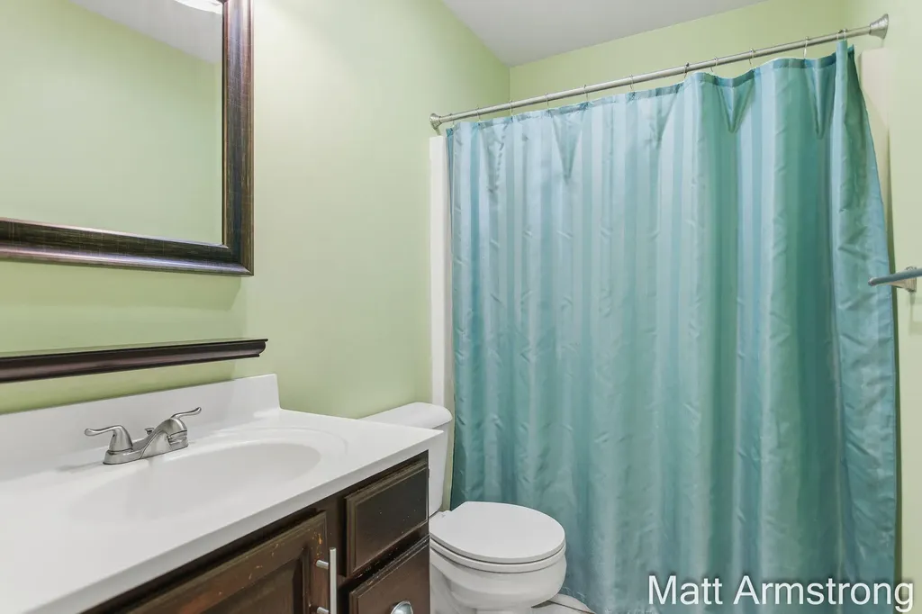 1185 52nd Street SE Kentwood City MI 49508